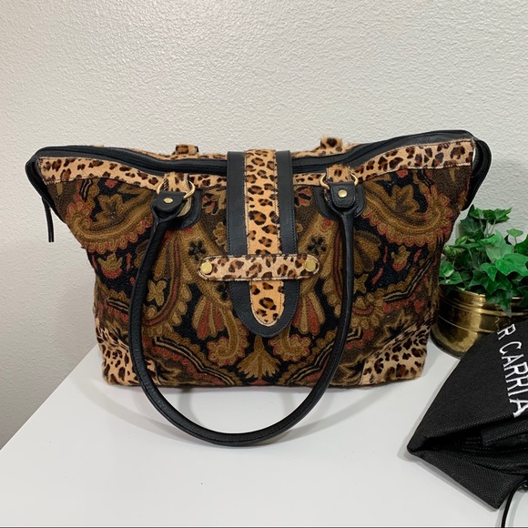 Clever Carriage Company Handbags - Clever Carriage Company Weekender Bag